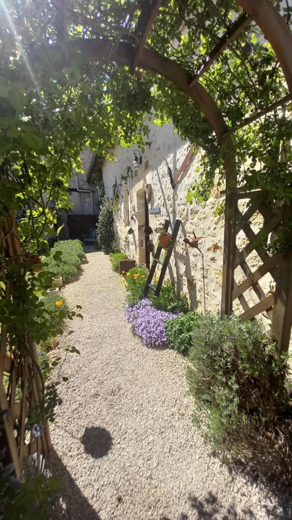 Lussas-et-Nontronneau Lpc Dordogne Holidays - Le Petit Coin מראה חיצוני תמונה